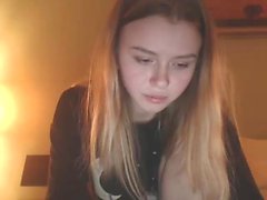 amateur lovelykatielove fingering herself on live webcam