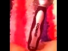 Girls bate with hairbrushes vid 7