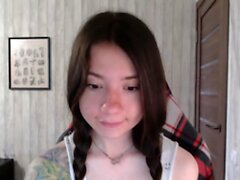 Brunette Solo Webcam Masturbation