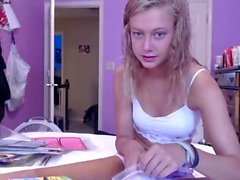 Pregnant Amateur Teen Fucked On Webcam