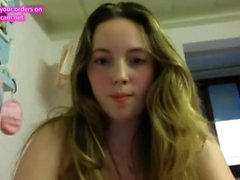 Teen probiert ihre Webcam aus