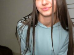 Amateur Webcam Teen Masturbates And Teases