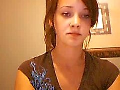 Brunette teenwith dildo with webcam