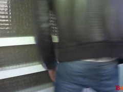 18 Videoz - Rina - Hot casual fuck in a hallway