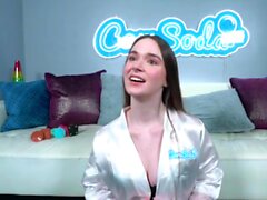 Camsoda-Horny teen using dildo